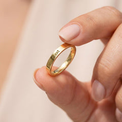 Personalized Engraved Women's Ring – A Message She'll Treasure Forever