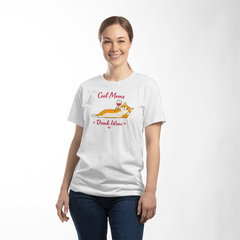 Wine Mom Tee – Cool Moms Club 🐱🍷